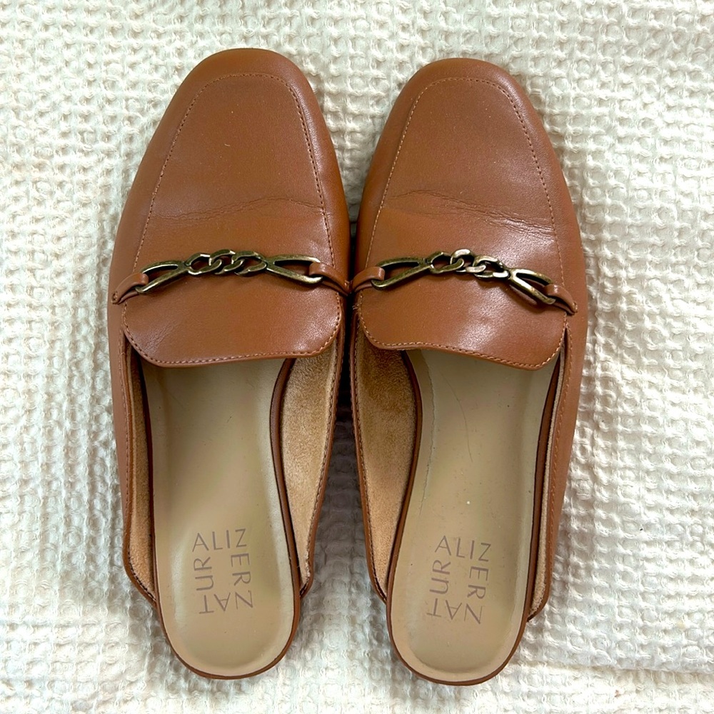 Naturalizer slip on loafers, size 8w, worn about 4 times, brown